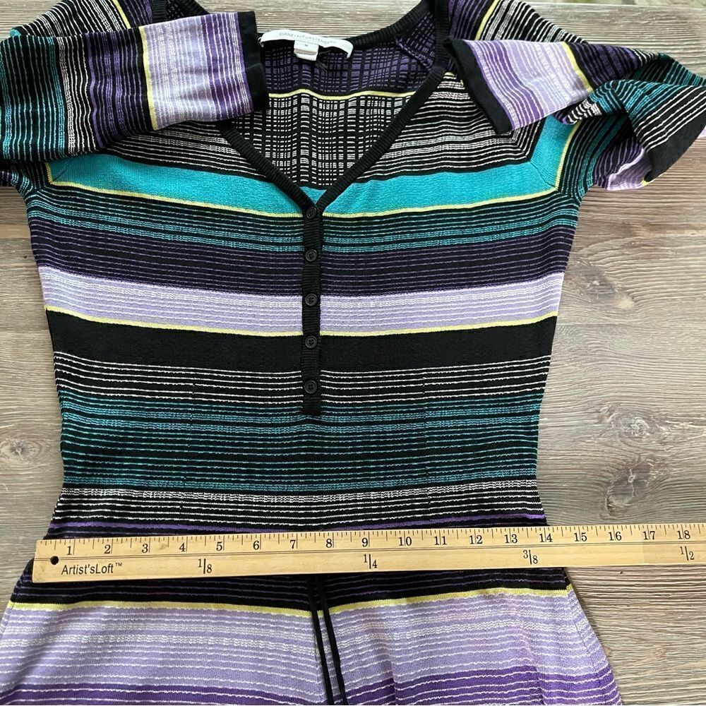 Diane von Furstenberg
Carrigan Striped Fit-and-Flare Dress, Lavender Size Med - Picture 11 of 15
